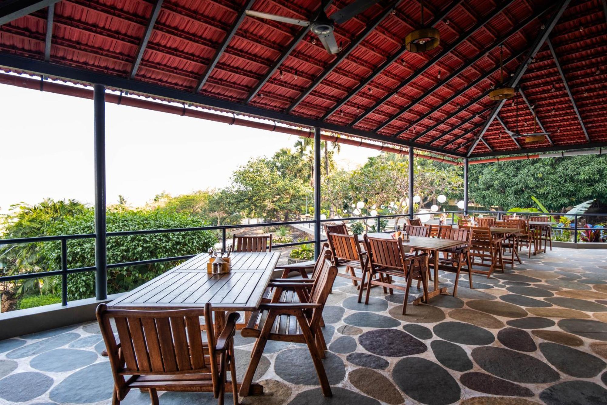 The Lighthouse - Formerly Known As Utan Sea Resort Thane Ngoại thất bức ảnh